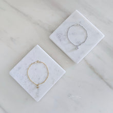 Load image into Gallery viewer, Bella CZ Diamond Petunia Bracelet