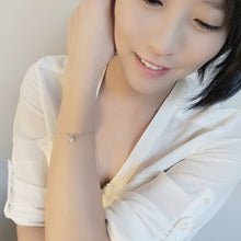 Load image into Gallery viewer, Bella CZ Diamond Petunia Bracelet