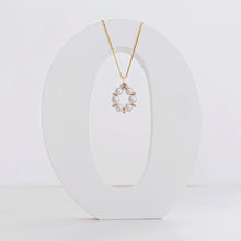 Load image into Gallery viewer, Ada Lovely Small Wreath Necklace