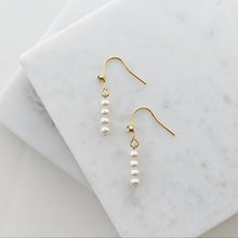 Load image into Gallery viewer, Basia Dangling Pearls Earrings