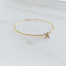 Load image into Gallery viewer, Bella CZ Diamond Petunia Bracelet