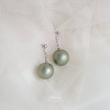 Load image into Gallery viewer, Fiona Jade Green Japanese Marshmallow Pearl Earrings
