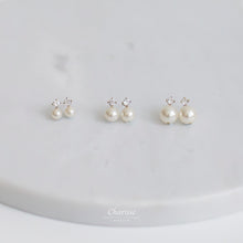 Load image into Gallery viewer, Annabelle Swarovski Crystal Pearl Earrings