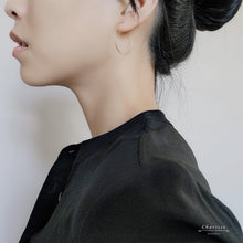 Load image into Gallery viewer, Elva Carved Hoop Earrings