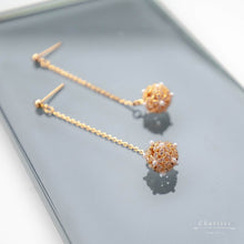 Load image into Gallery viewer, Ally Light Gold Lace Ball Cluster Earrings