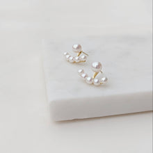 Load image into Gallery viewer, Abby Smile Japanese Seawater Pearl Earrings