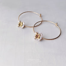 Load image into Gallery viewer, Elva Carved Hoop With Japanese Pearl or Flowers CZ Gems Earrings