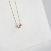 Load image into Gallery viewer, Victoria Tri-Coloured Matte Ball Necklace
