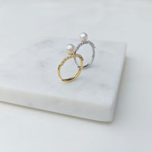 Load image into Gallery viewer, Amanda Japanese Seawater Pearl Little Crown Princess Ring