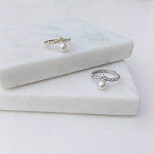 Load image into Gallery viewer, Amanda Japanese Seawater Pearl Little Crown Princess Ring