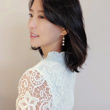 Load image into Gallery viewer, Adela Japanese Seawater Pearls Earrings