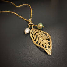 Load image into Gallery viewer, Allison Matte Leaf & Swarovski Crystal Pearl Long Necklace