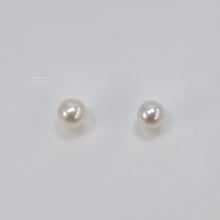 Load image into Gallery viewer, Madison Japanese Freshwater Pearl Earrings
