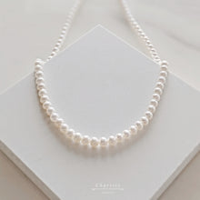 Load image into Gallery viewer, Alice Japanese Natural Pearl Short Necklace
