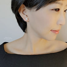 Load image into Gallery viewer, Bella Japanese Akoya Pearl Stud Earrings
