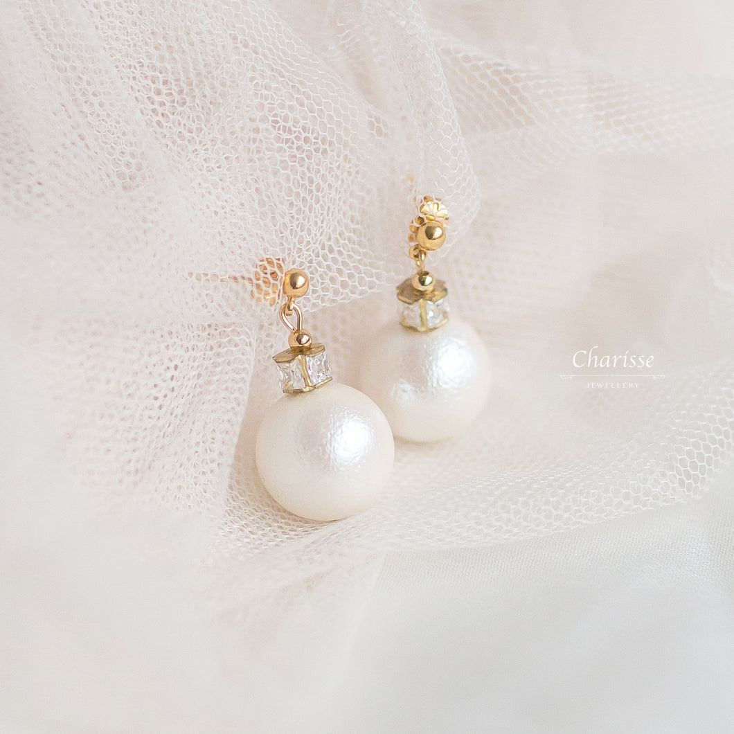 Michelle Japanese Marshmallow Pearl Earrings